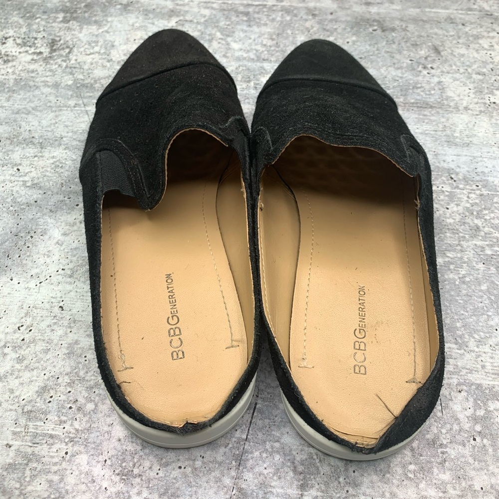 ⚠️ BCBGENERATION Black Slip On Shoes - Picture 6 of 8
